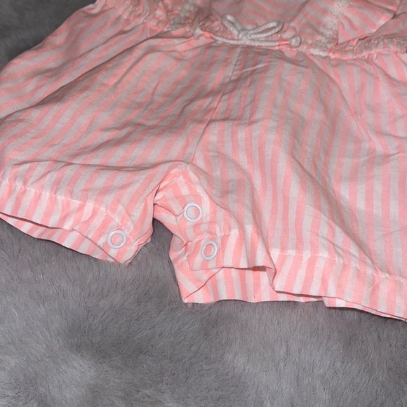 🌈 Carter’s Baby Rompers Sz 9M Summer Suit NEW - Picture 4 of 5